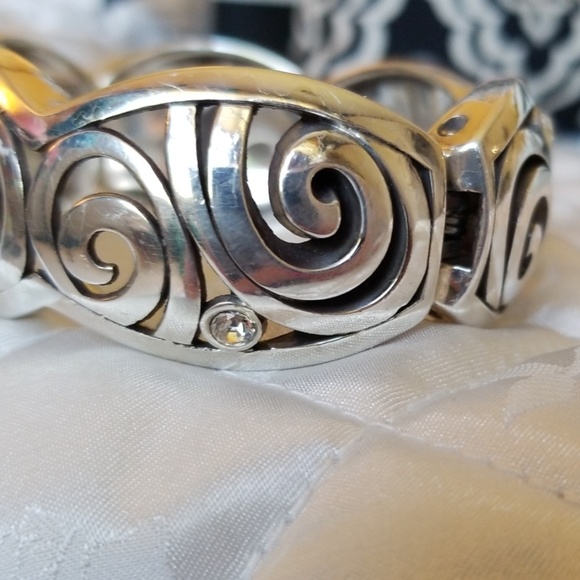 Brighton Collectibles Jewelry - CLOSE OUT Brighton Hinged Contempo Bracelet